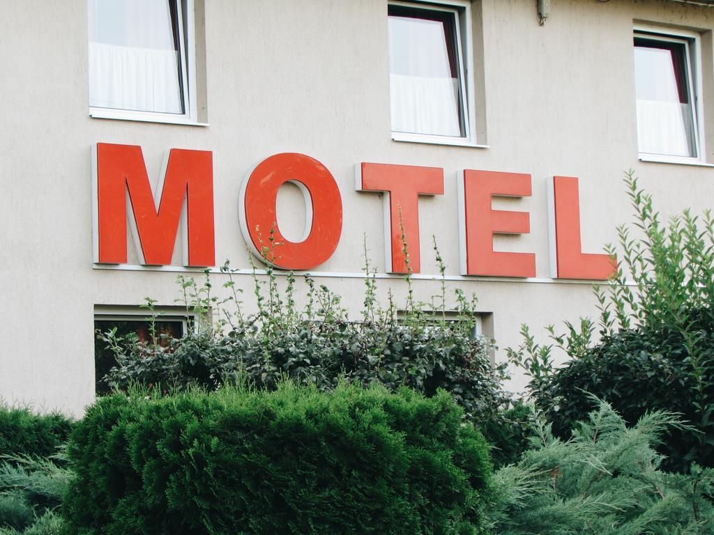 Panama Motel Székesfehérvár Exterior foto